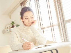 ボリュームのあるトップス